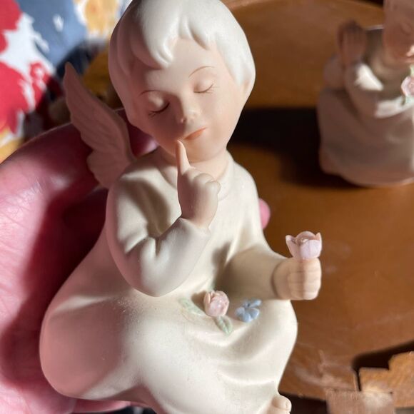 Homco Ceramic Signed Hand Painted Angels Fairies set of 2 - Picture 5 of 15